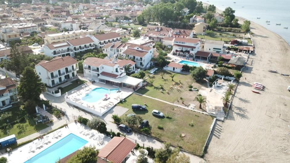 Umbrella Beach Apartments Kavos Exterior photo