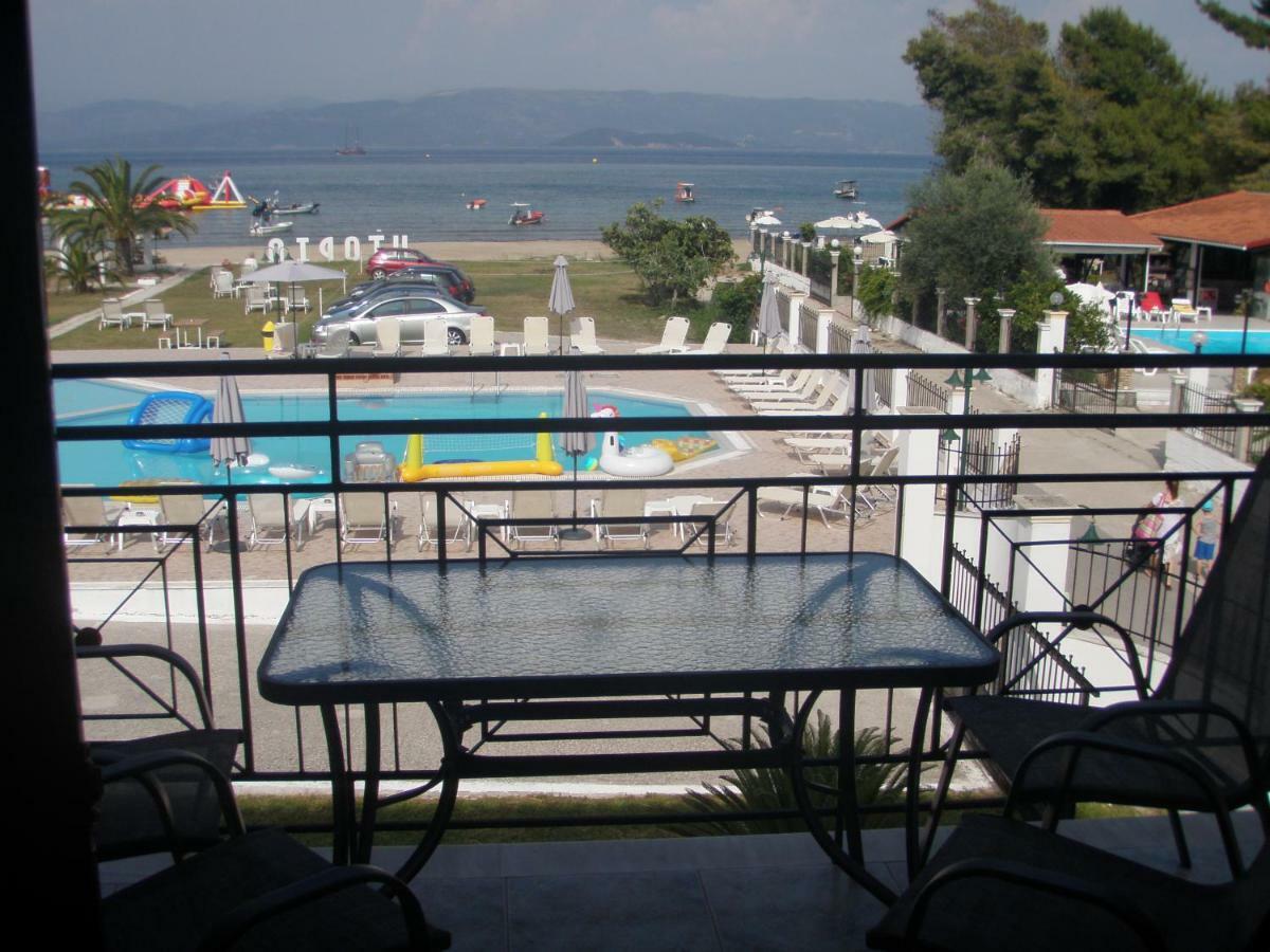 Umbrella Beach Apartments Kavos Exterior photo
